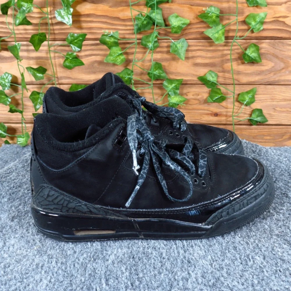 Nike Air Jordan‎ 3 Retro Black Cat Boys Basketball Shoes Size 4Y Triple Black